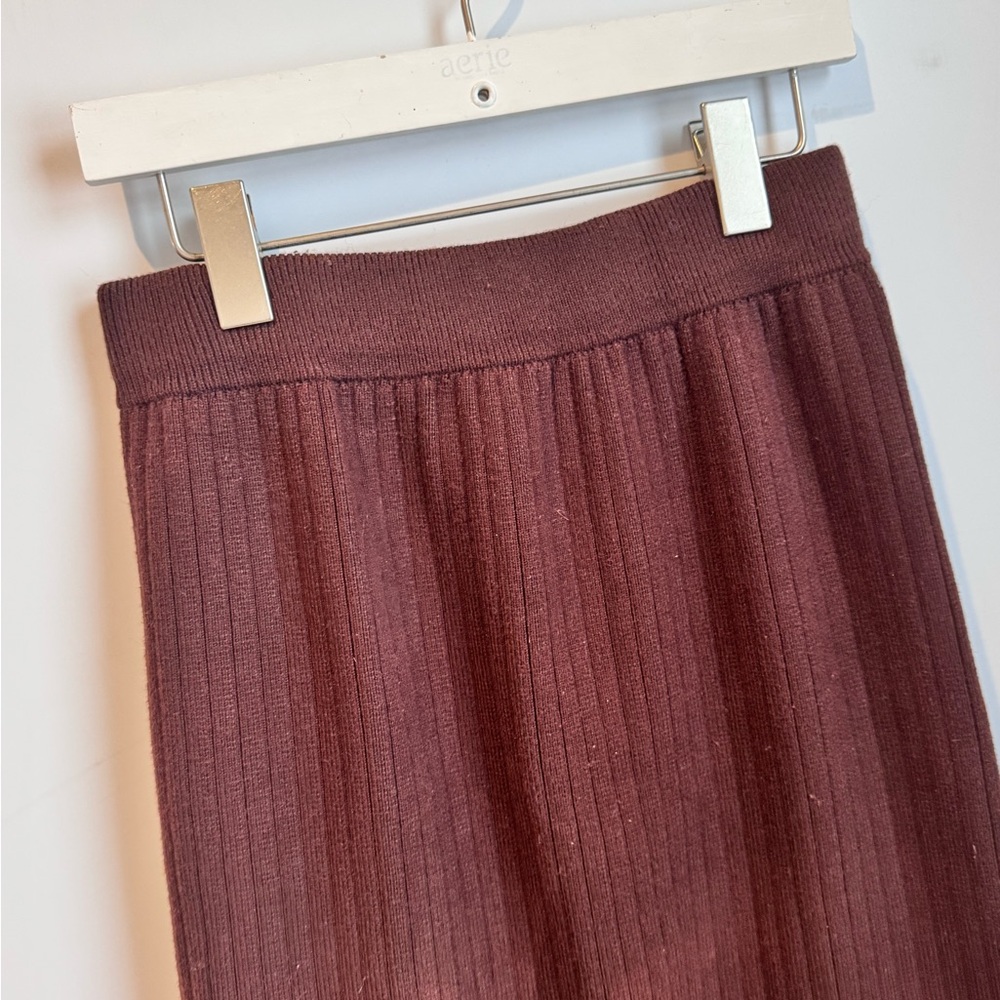 Ribbed Knit Brown Midi Skirt - Picture 1 of 5